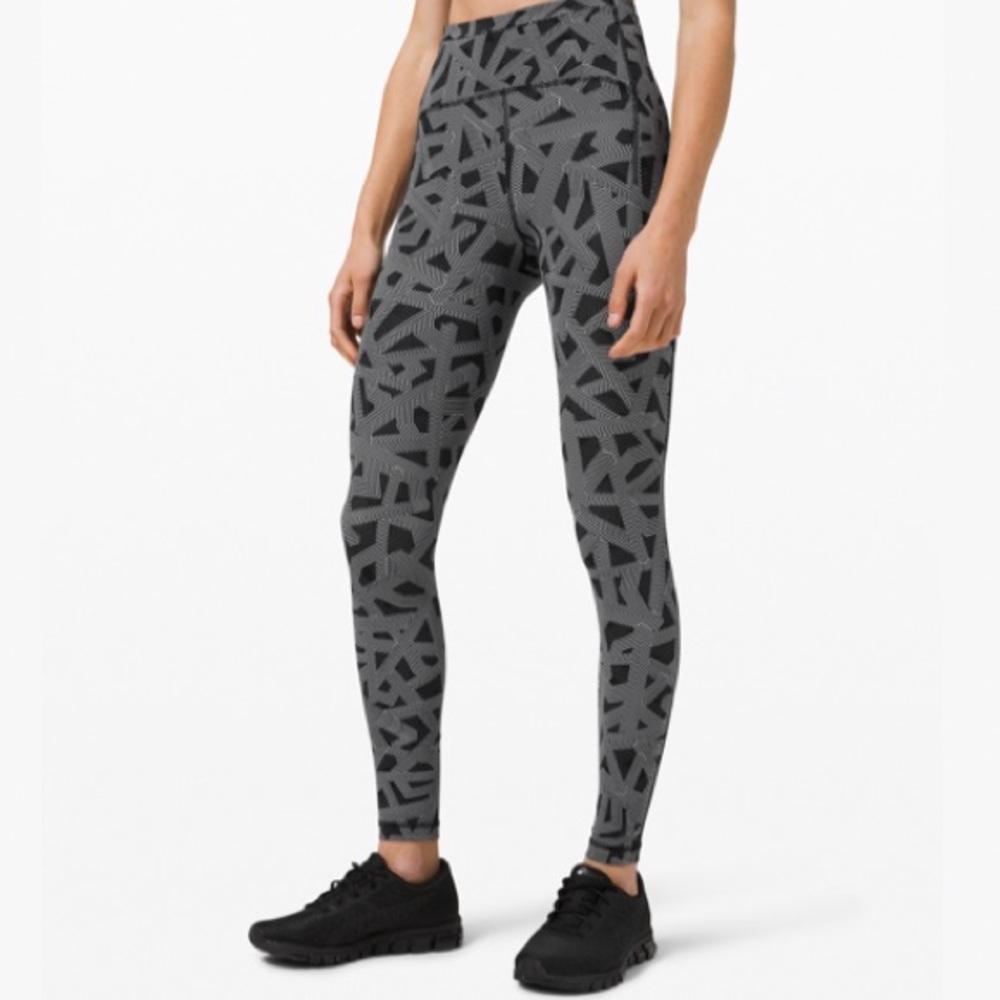 Lululemon Swiftspeed Highrise Tights 28 in